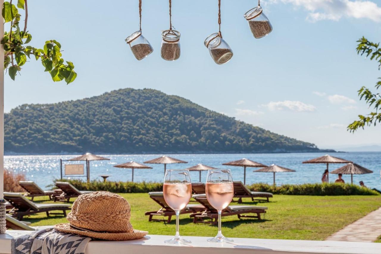 Aparthotel Milia Paralia Milia
